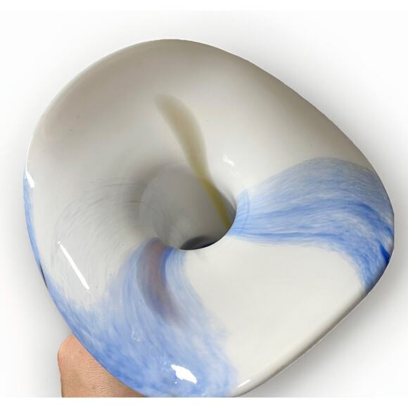 9.5” Blown Glass Tulip Flutter Vase Vintage Joska Germany White & Blue Swirl - Picture 5 of 7